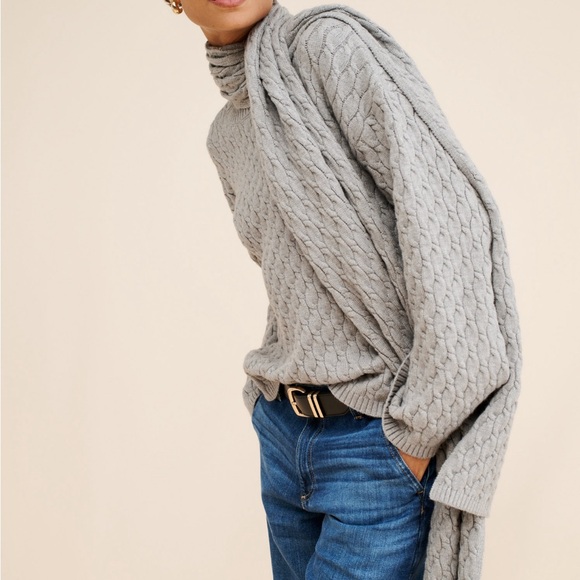 Stunning Cableknit sweater!!! - Picture 1 of 4